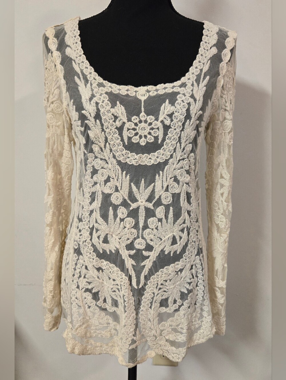 Delicate Cream Lace Long-Sleeve Women's Blouse